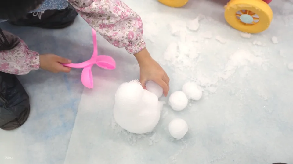 [Great Place to Go in Hong Kong] Tickets for D·Park "Magic Ice Indoor Snow Park" in Tsuen Wan | Hong Kong's Newest Children's Playground! Real Snow Experience / Top Choice for Family Fun