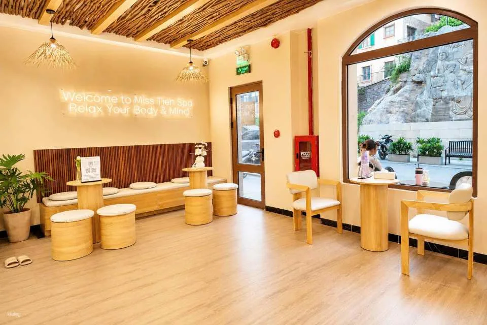 Miss Tien Spa Phu Quoc Experience: Massage Service at Sunset Town Area | Vietnam