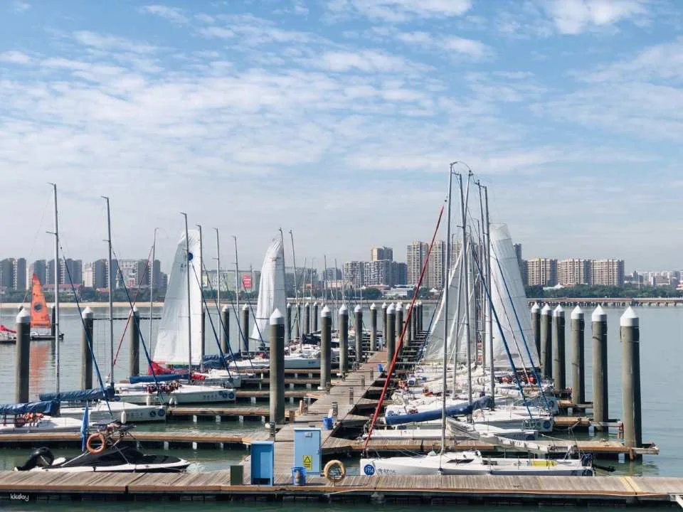 Xiamen Sailing Experience (Sailing and Surfing + Free Upgrade to a Sailing Boat + Accident Insurance Included + Free Glasses + Waterproof Bag + Sun Protection Arms)