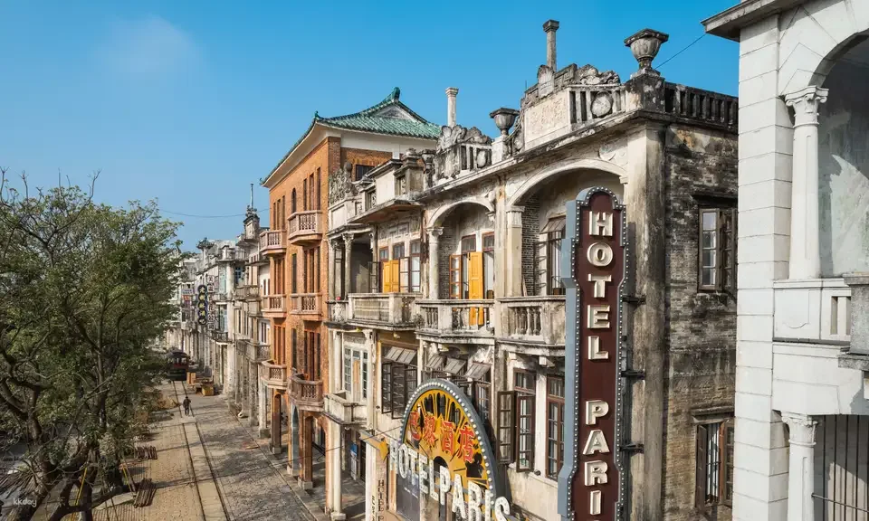 A Century-Old Hometown of Overseas Chinese | Chikan Overseas Chinese Ancient Town, Guangzhou (A one-stop scenic area combining Chinese and Western architectural styles, ancient arcade buildings, performance venues, restaurants, accommodations, and shopping)