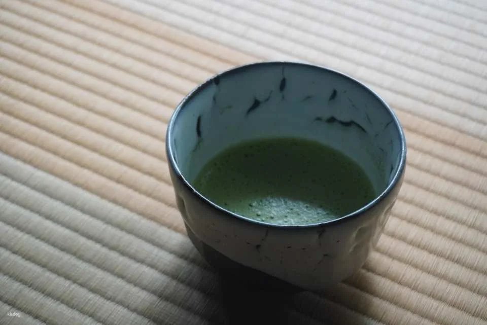 Tea Ceremony, Calligraphy in 150 year old Kyoto Machiya with Kamogawa View