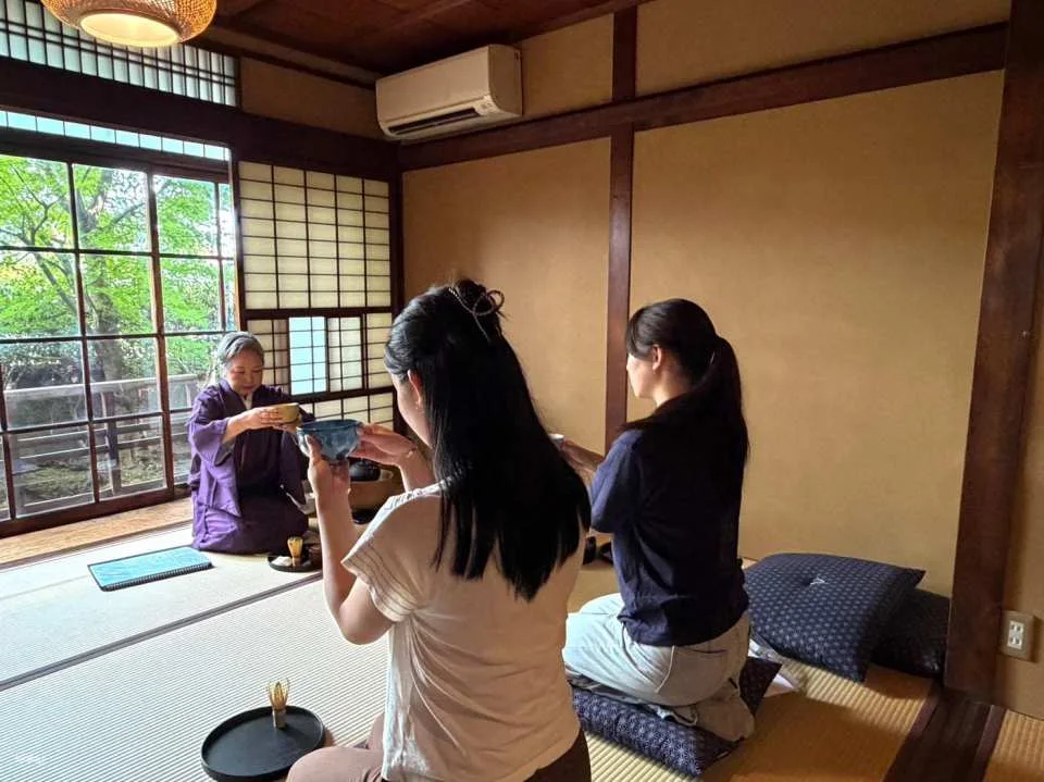 Tea Ceremony, Calligraphy in 150 year old Kyoto Machiya with Kamogawa View
