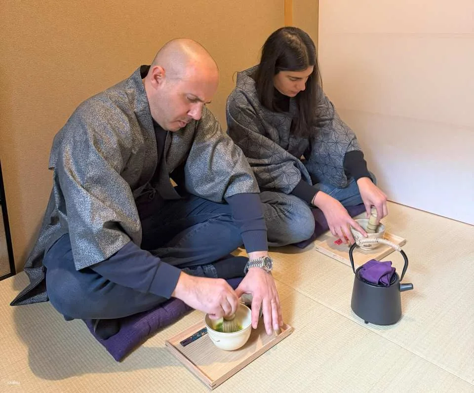Tea Ceremony, Calligraphy in 150 year old Kyoto Machiya with Kamogawa View