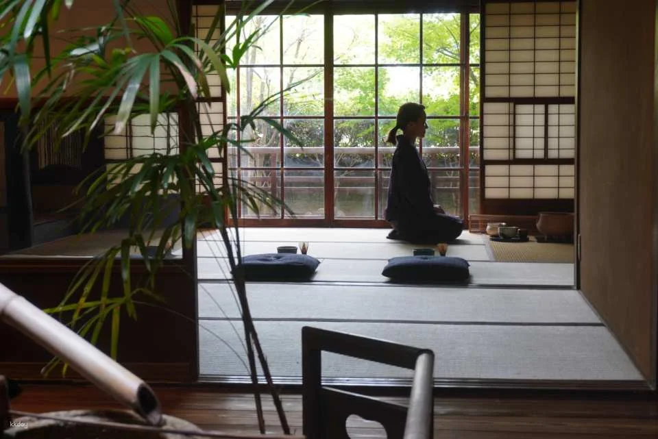 Tea Ceremony, Calligraphy in 150 year old Kyoto Machiya with Kamogawa View