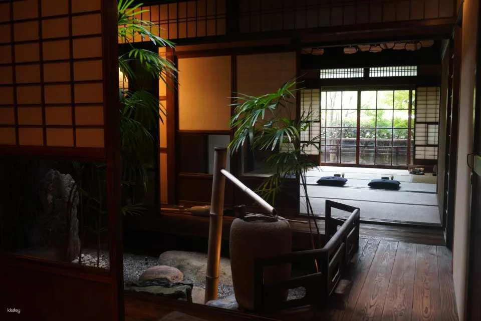 Tea Ceremony, Calligraphy in 150 year old Kyoto Machiya with Kamogawa View