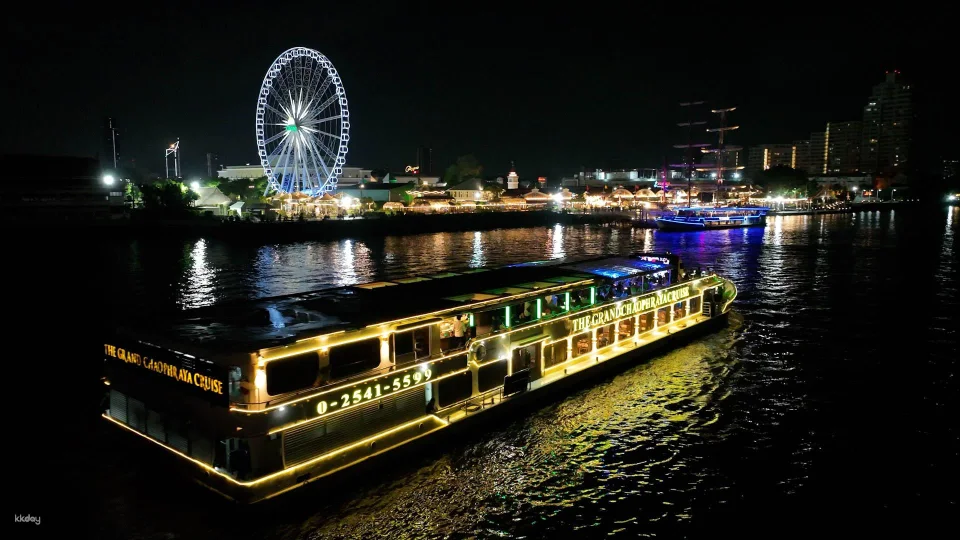 The Grand Chaophraya Cruise with Buffet, Live Music and Traditional Thai performances | Bangkok