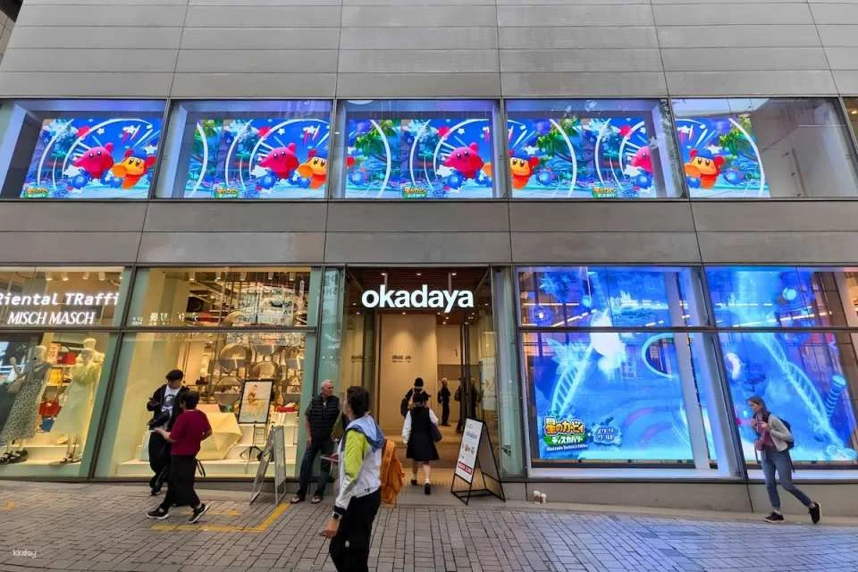 Tokyo Shinjuku | Customized Chinese Character Stamps Experience & Stroll Through the Trendy 3-chome District (60 minutes, excluding stamp making fee)