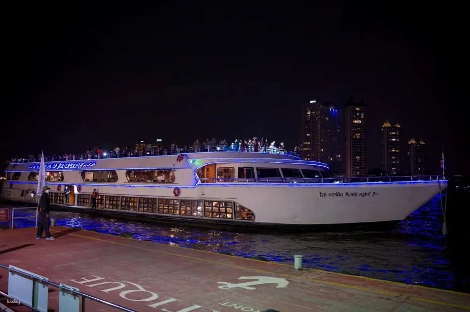 Chaophraya White Orchid Dinner Cruise Dinner & Beer Buffet | Bangkok