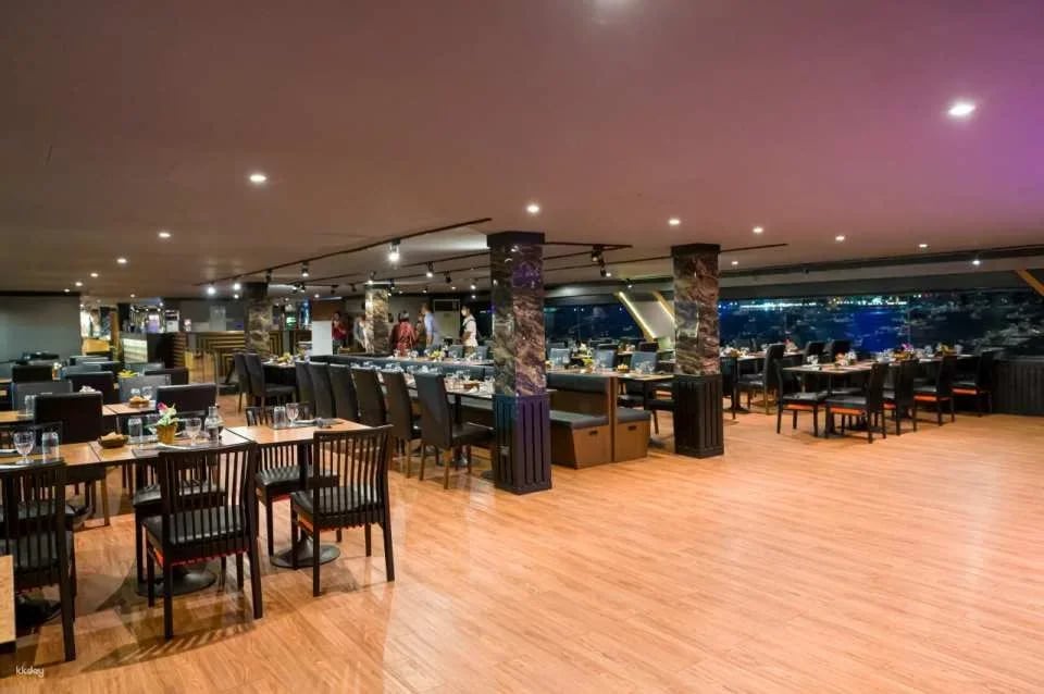 Chaophraya White Orchid Dinner Cruise Dinner & Beer Buffet | Bangkok