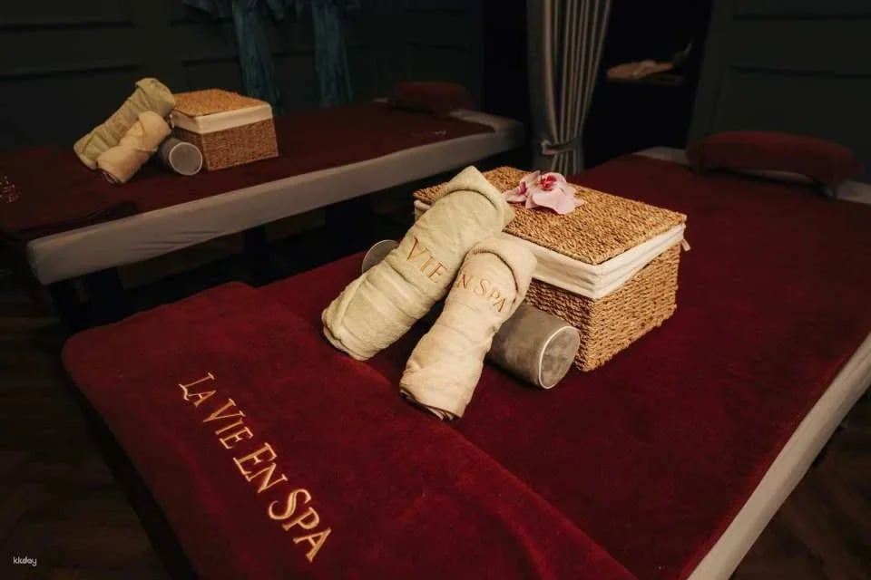 La Vie En Spa | Tiger Balm Body Massage | Vietnam