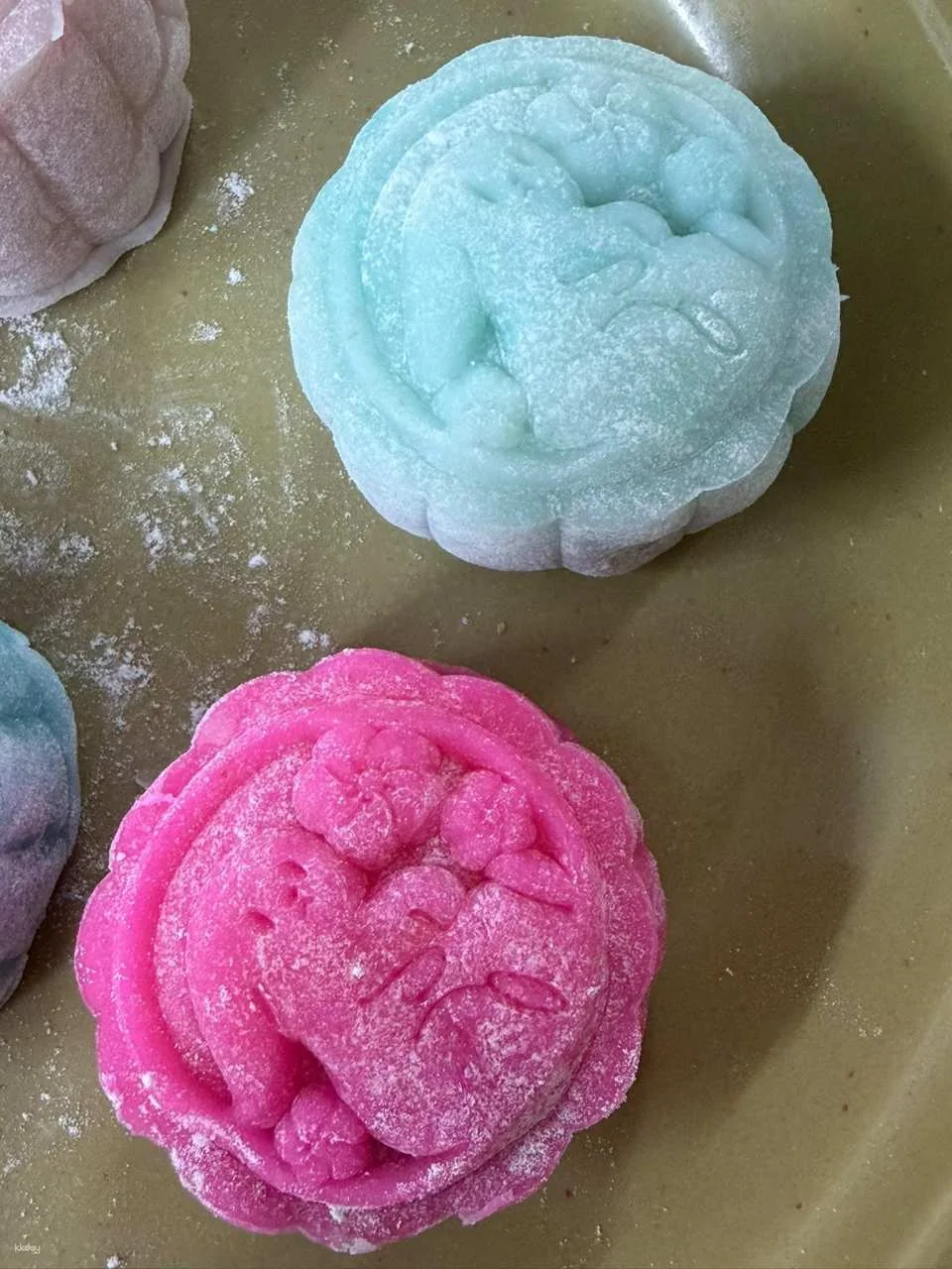【KKday Special Offer | From HK$99/person】Tai O Snow Skin Mooncake Workshop | Make 2 types of snow skin mooncakes by hand | Includes Tai O map + dolphin pendant | Tai O sightseeing boat tour optional