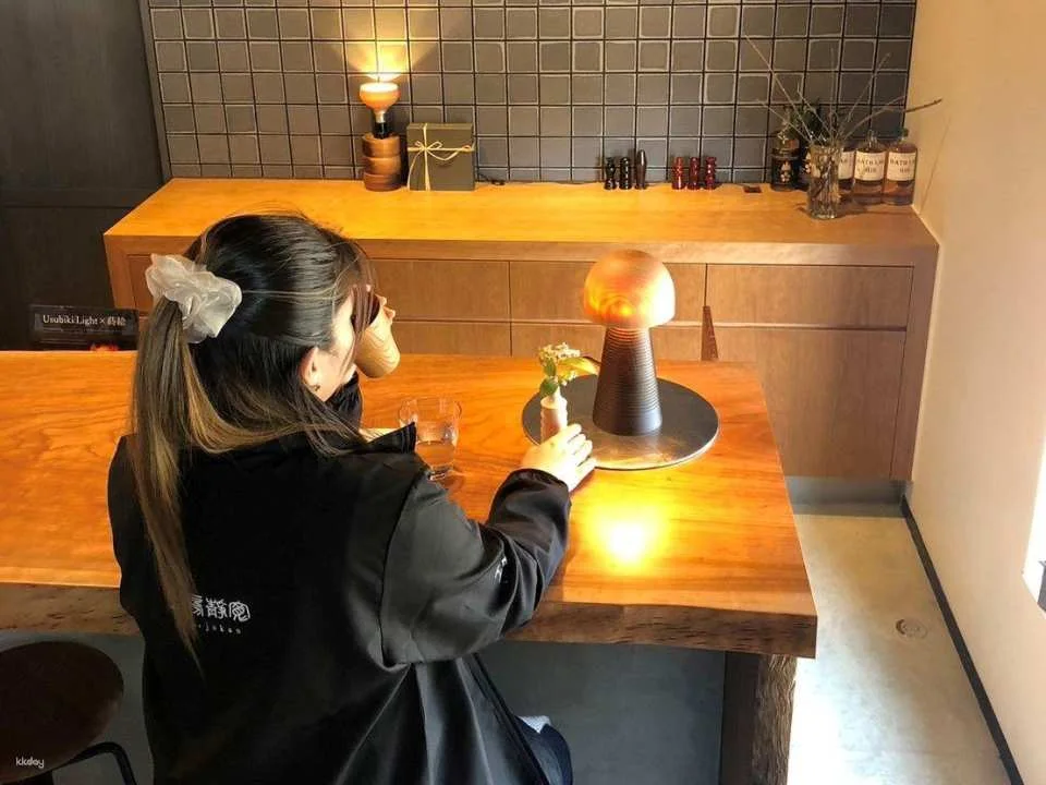 Yamanaka Lacquered Chopsticks Workshop
