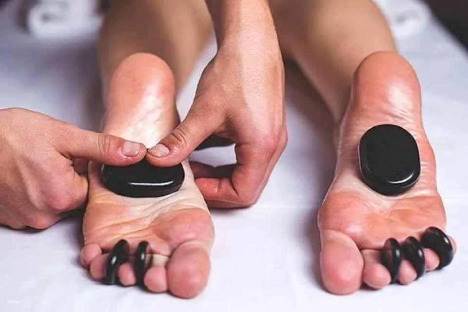 Phu Quoc massage experience/ Full Body Hot Stone massage