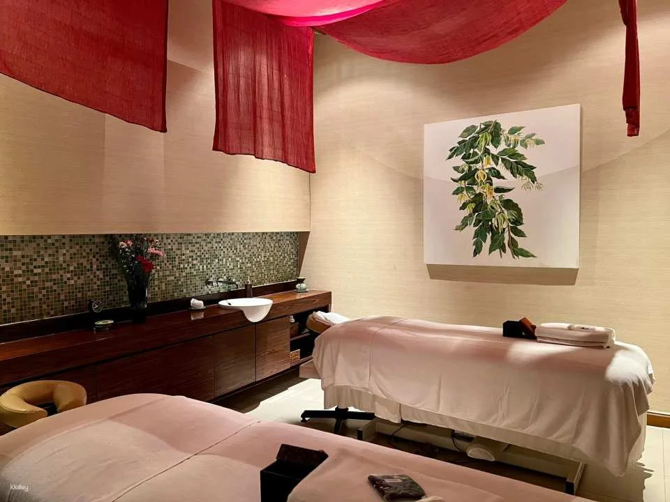 Green Leaf Health Massage at Chatrium Sathorn Hotel | Bangkok (634698)
