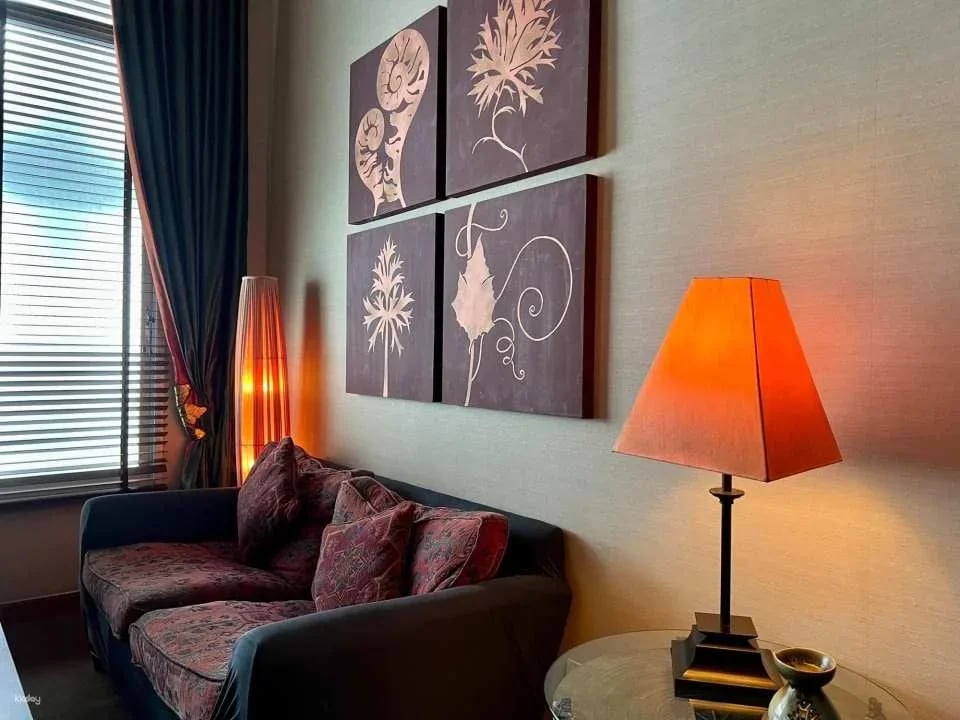 Green Leaf Health Massage at Chatrium Sathorn Hotel | Bangkok