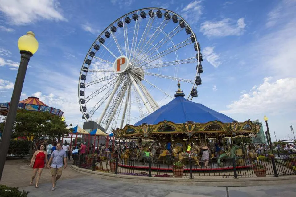 Go City Chicago Explorer Pass: Save up to 50% on Attractions