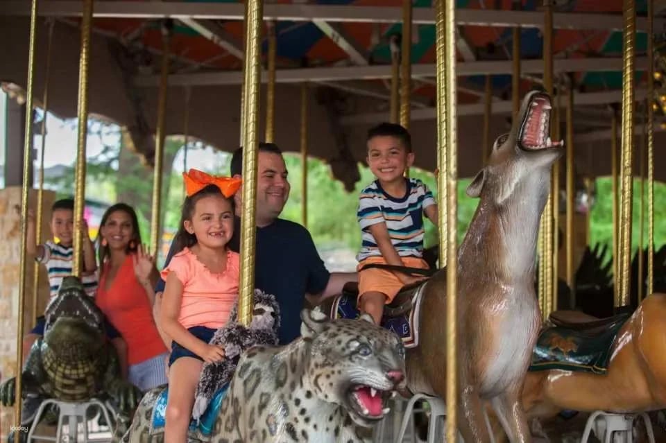 San Antonio Zoo Ticket