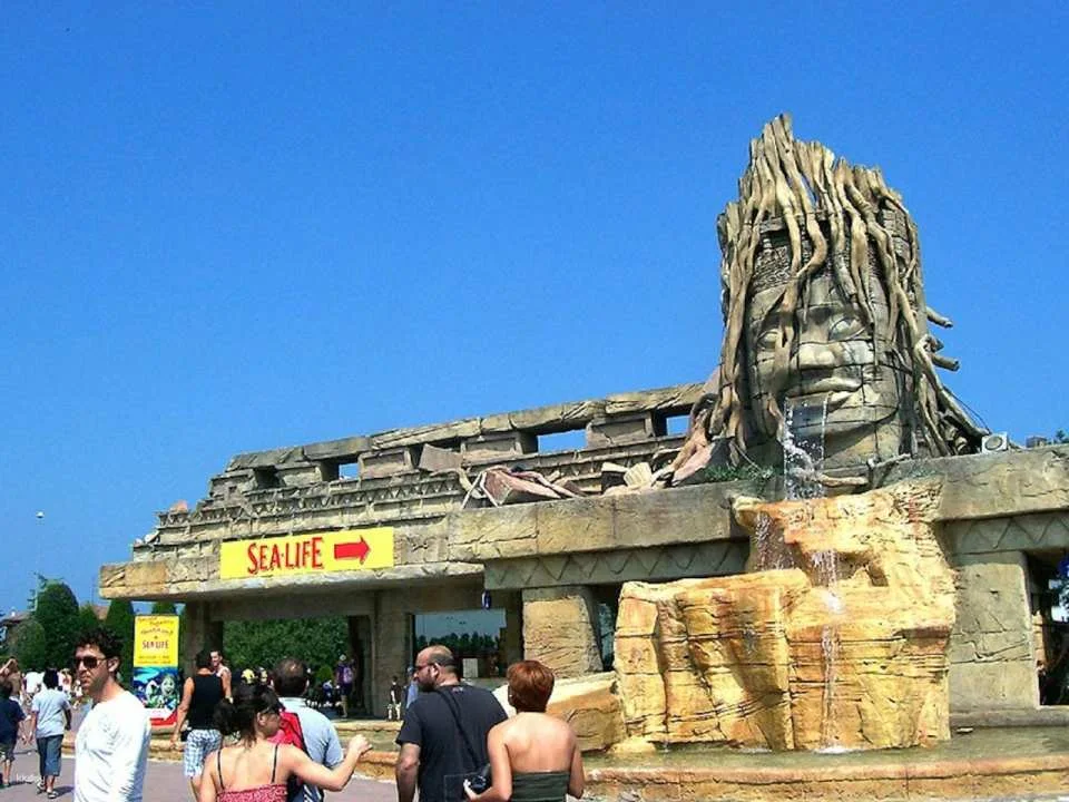 Gardaland SEA LIFE Aquarium Ticket