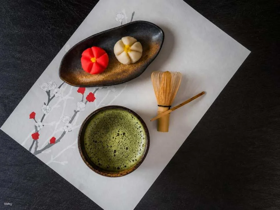 Tokyo: Japanese Culture Experience & Artist Talk (12 seats)
