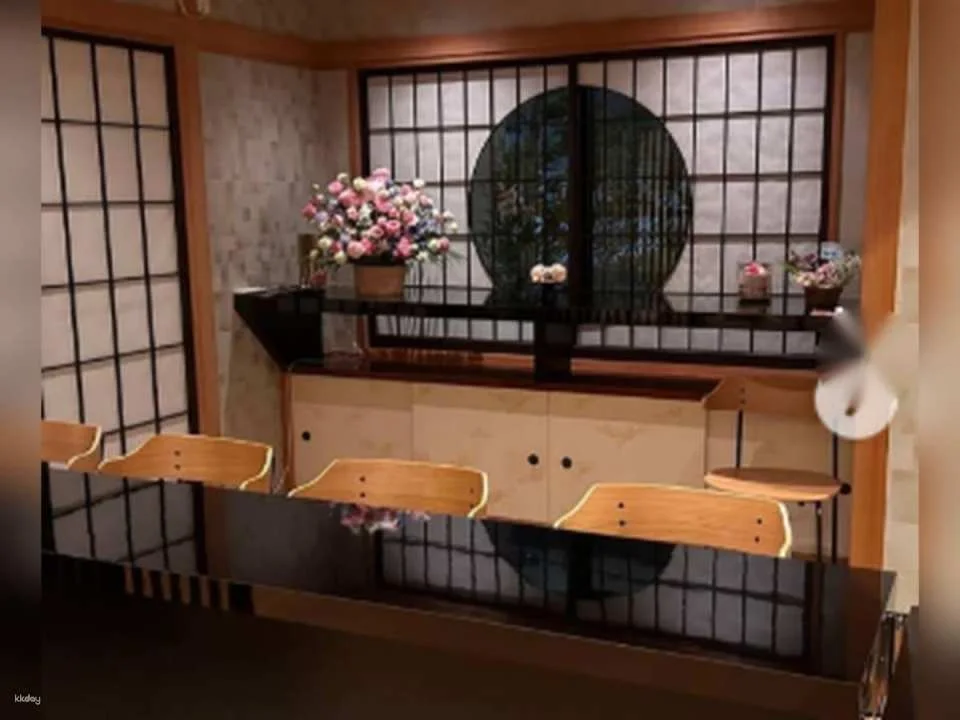 Tokyo: Japanese Culture Experience & Artist Talk (12 seats)