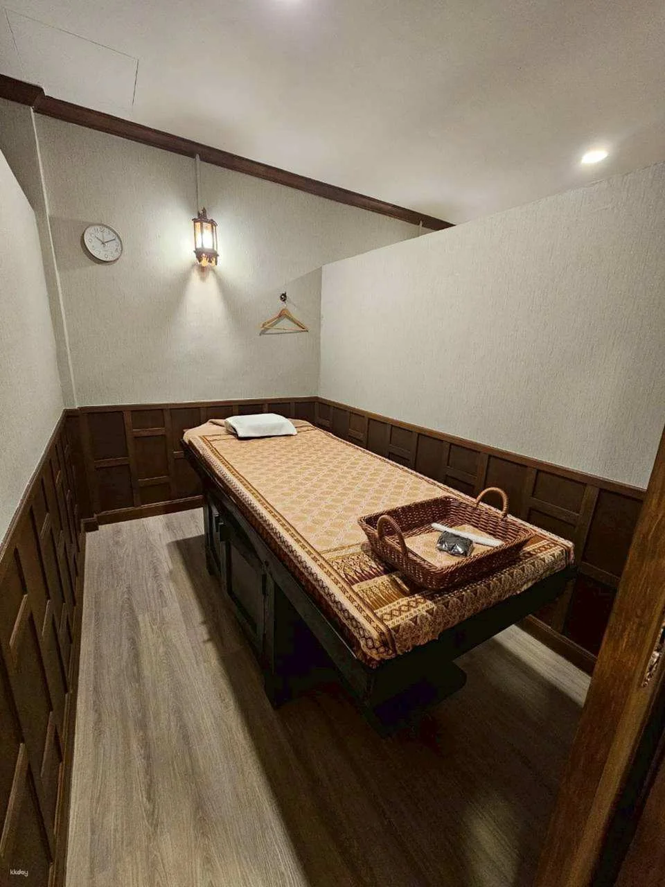 Siam Serene Mahaesak Massage