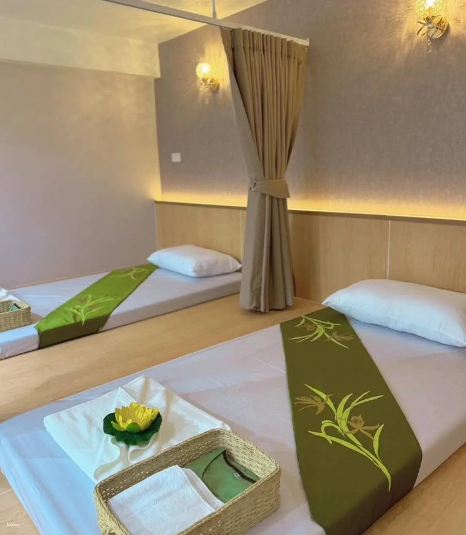 Chanee Massage & Spa - MRT. Phahol Yothin (635934)