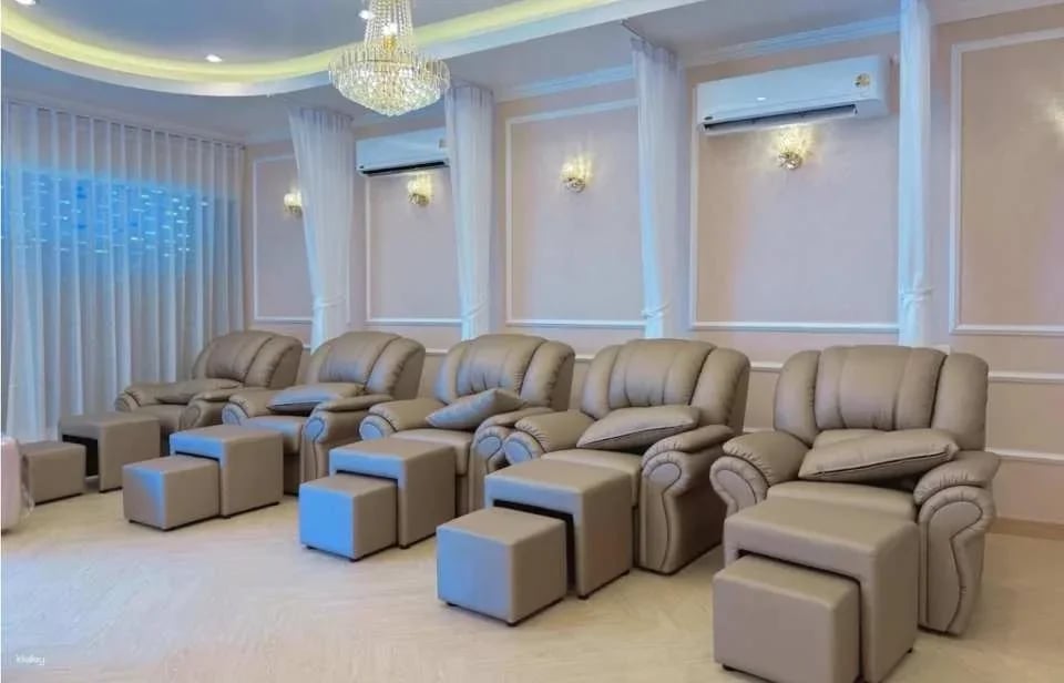 Chanee Massage & Spa - MRT. Phahol Yothin
