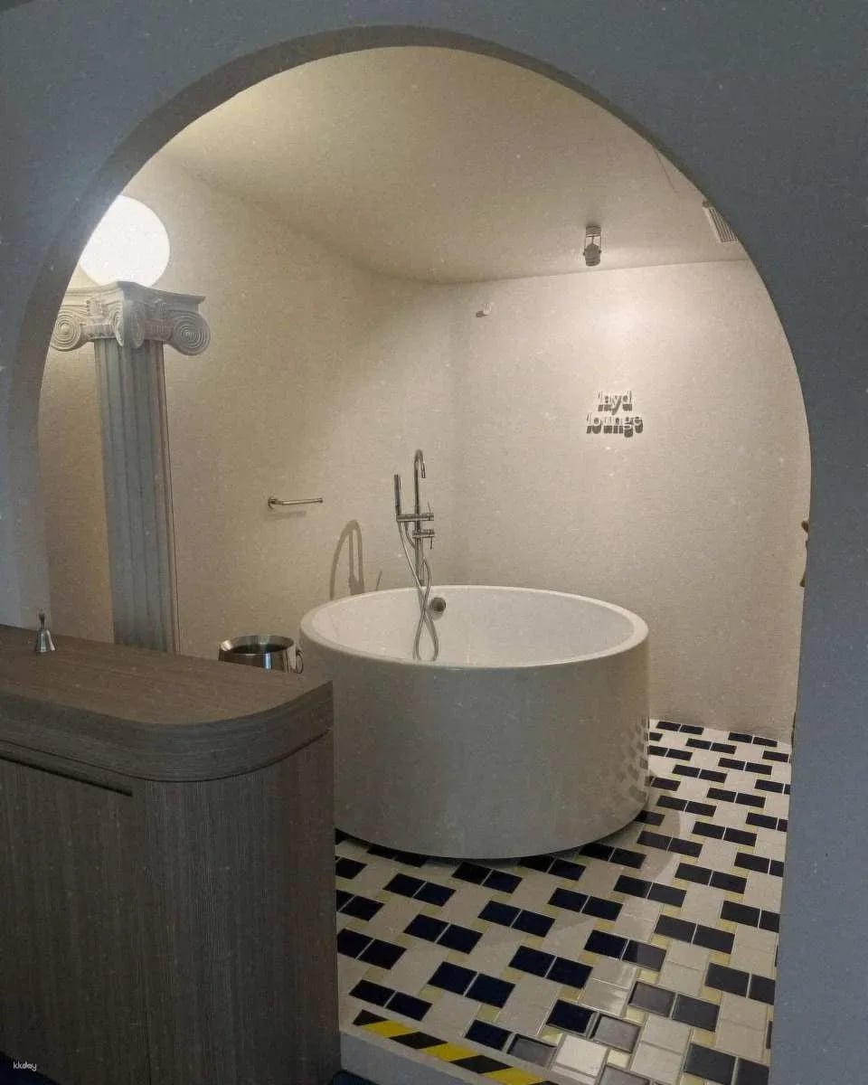 Layd Lounge Massage & Spa