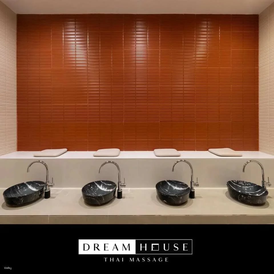 DreamHouse Thai Massage - Rama4