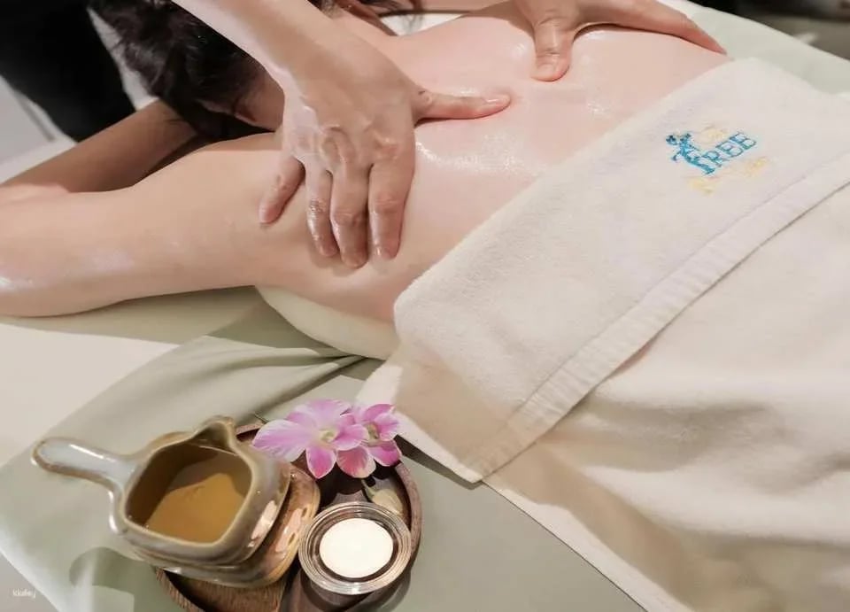 The Tree Relax Spa