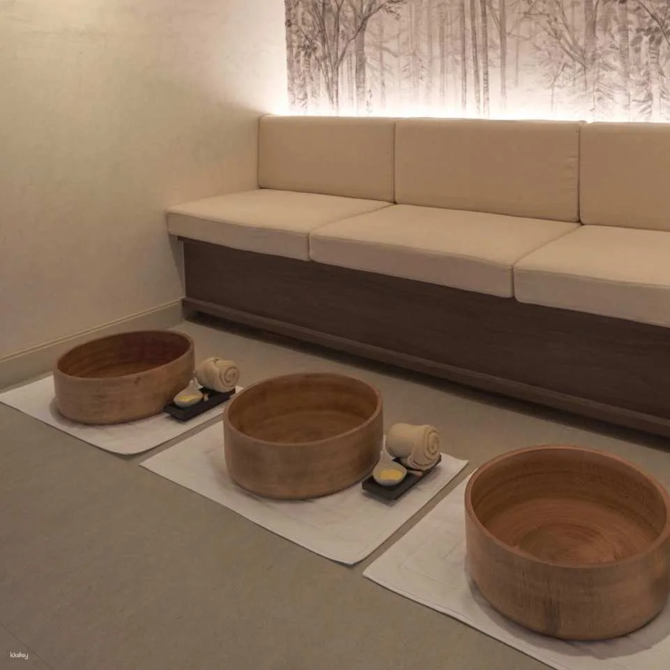 Wood House spa at PARKROYAL Suites Bangkok