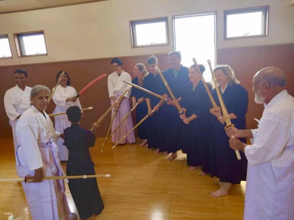 【SAMURAI TRIP】2-Hour Kendo Experience in Kyoto, Japan | Wearing Authentic Protective Gear & Beginner-Friendly