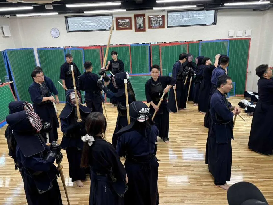【SAMURAI TRIP】2-Hour Kendo Experience in Kyoto, Japan | Wearing Authentic Protective Gear & Beginner-Friendly
