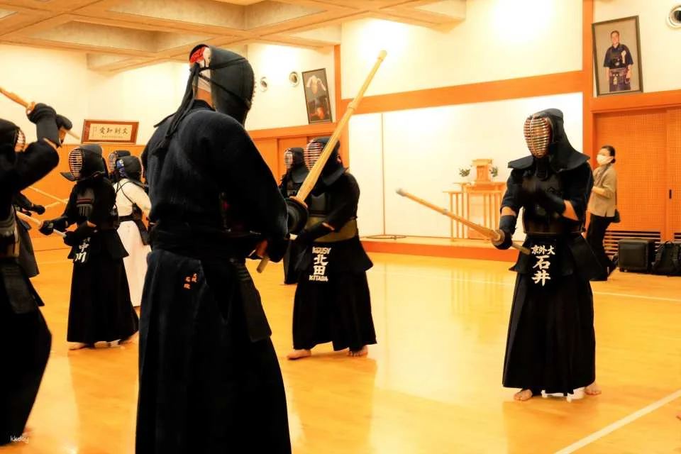 【SAMURAI TRIP】2-Hour Kendo Experience in Kyoto, Japan | Wearing Authentic Protective Gear & Beginner-Friendly