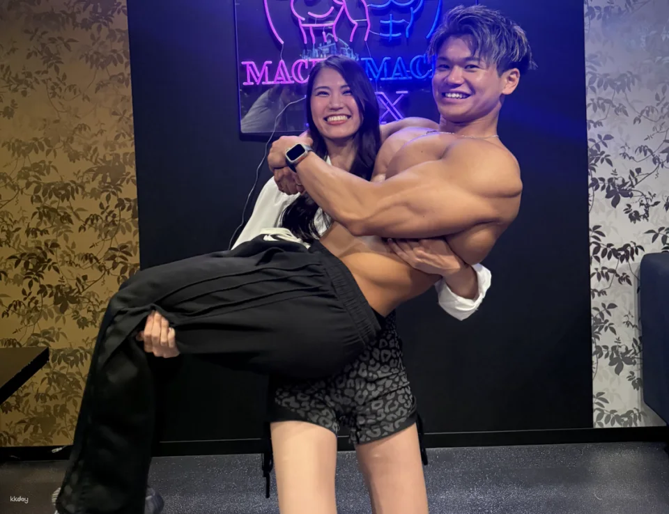 Kyoto Nightlife Experience | Macho Macho Muscle Bar: All-You-Can-Drink & Muscle Shows