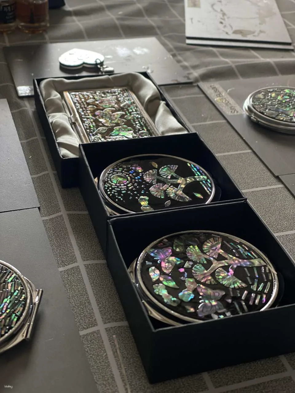 Busan Traditional Craft Experience | Create Your Own Mother-of-Pearl Lacquerware (Najeonchilgi) & Korean Tea Ceremony
