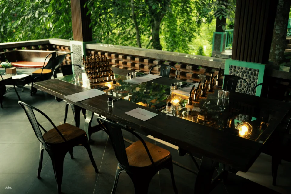 Ubud: Perfume Making Experience in Bali