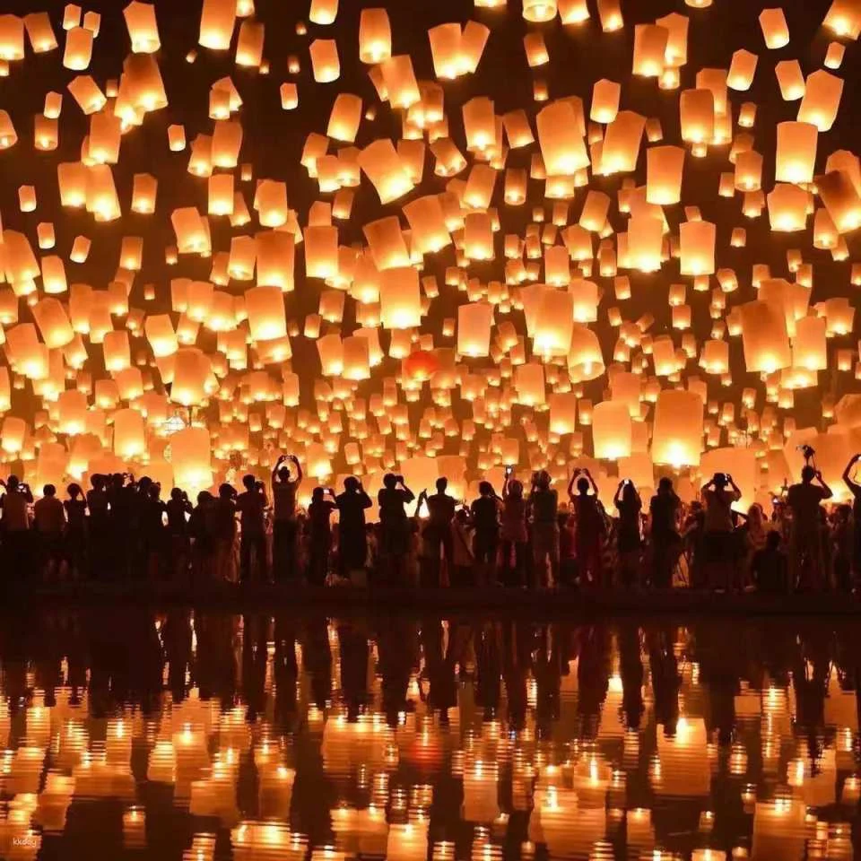 Chiang Mai: Yi Peng Lantern Festival at Maejo University (684727)
