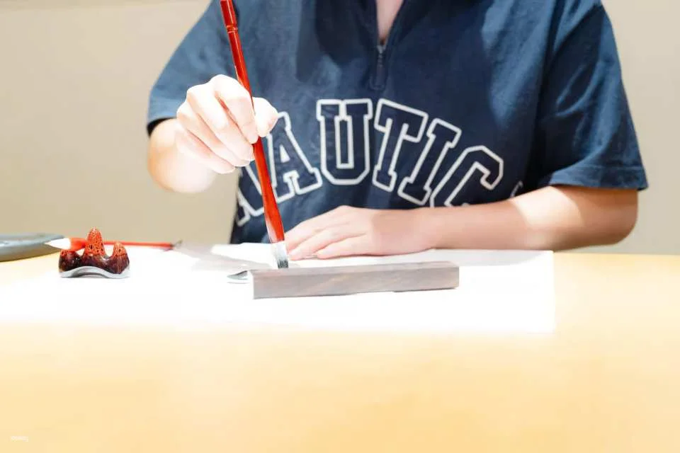 Shibuya Calligraphy Experience in Tokyo, Japan | Enjoy calligraphy in a private Japanese-style room and immerse yourself in the culture of Japanese calligraphy.