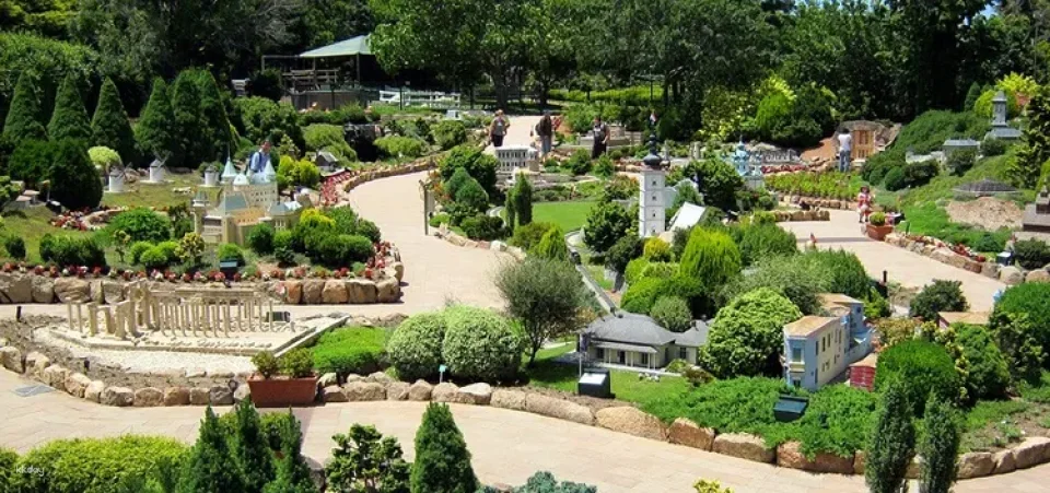 Cockington Green Gardens Admission Ticket | Canberra