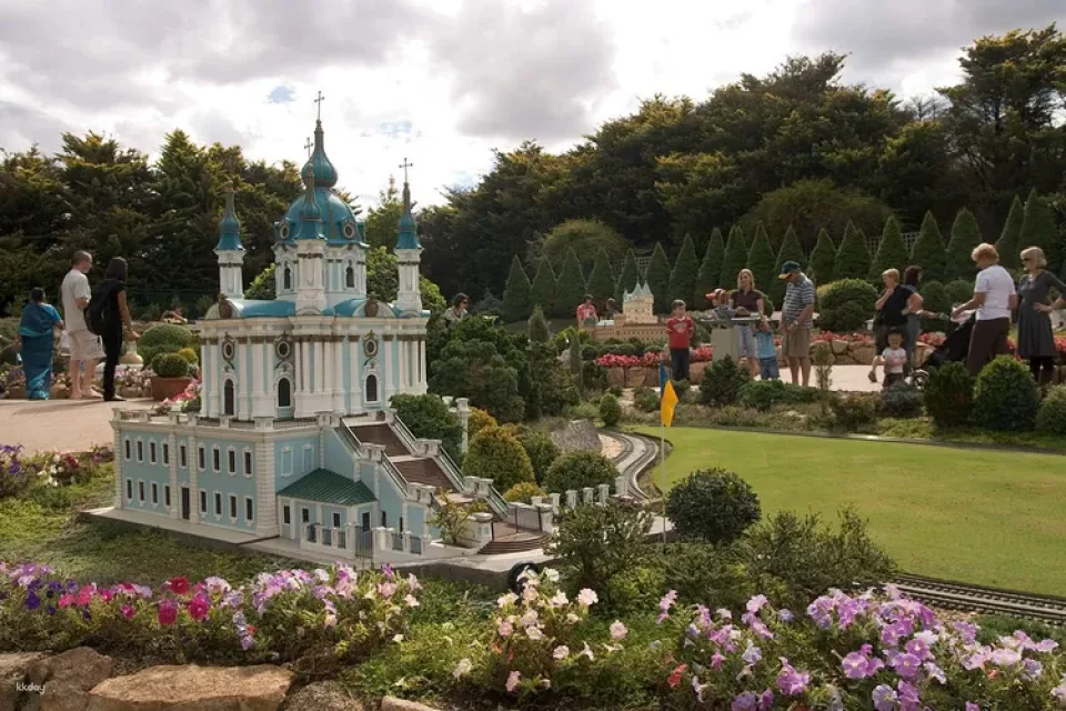Cockington Green Gardens Admission Ticket | Canberra