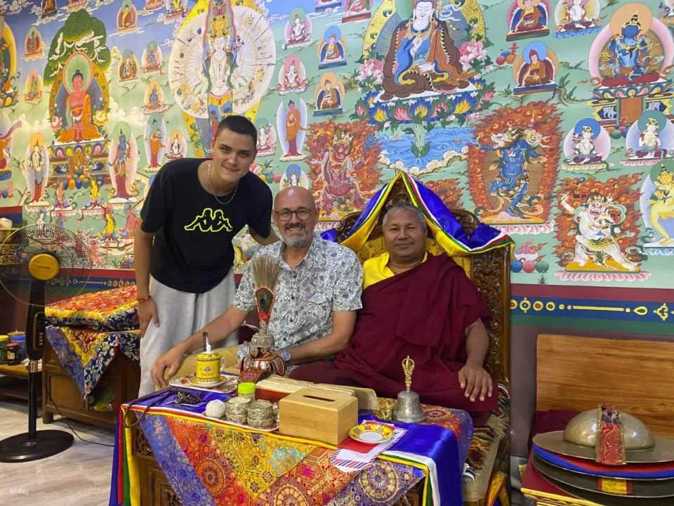 Tea with a Monk in Kathmandu: Authentic Buddhist Culture Experience