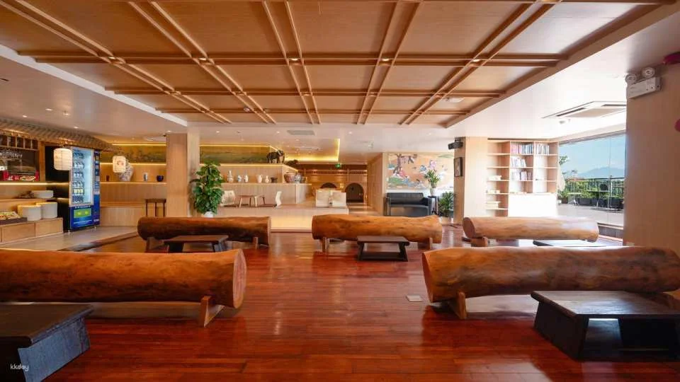 Cham Riverside Onsen, Jjimjilbang & Spa Experience