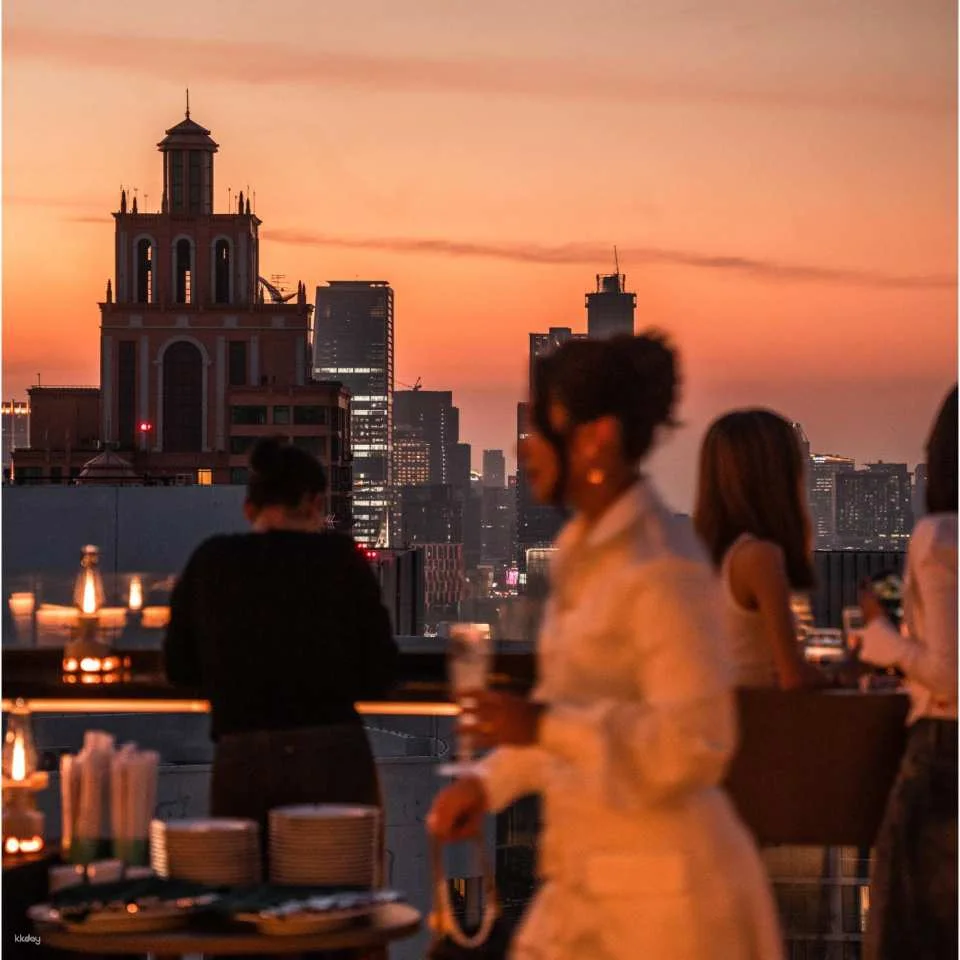 Lamaya Bangkok's Rooftop Fire show & Lighting show | Thailand