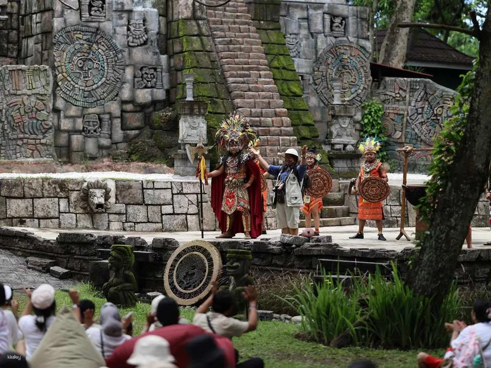 Jungle Vibe & Wildlife Drive: Bali Safari Day Experience