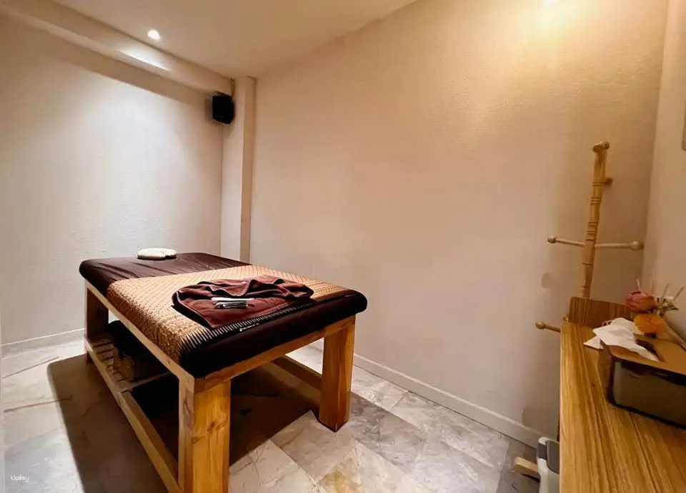 Signiel Massage - Ekkamai Branch
