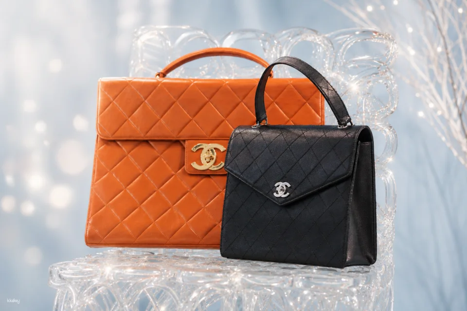 Tokyo: Exclusive Vintage Auction Tour with Private Shopping