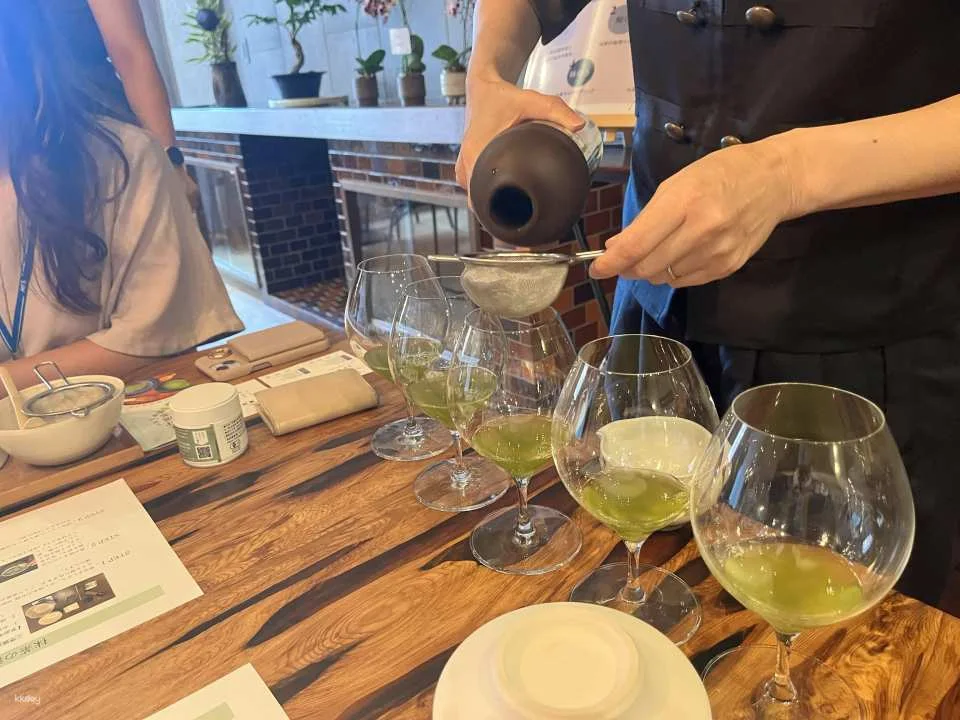 Kagoshima Tea Experience: Authentic Matcha Making&Tasting