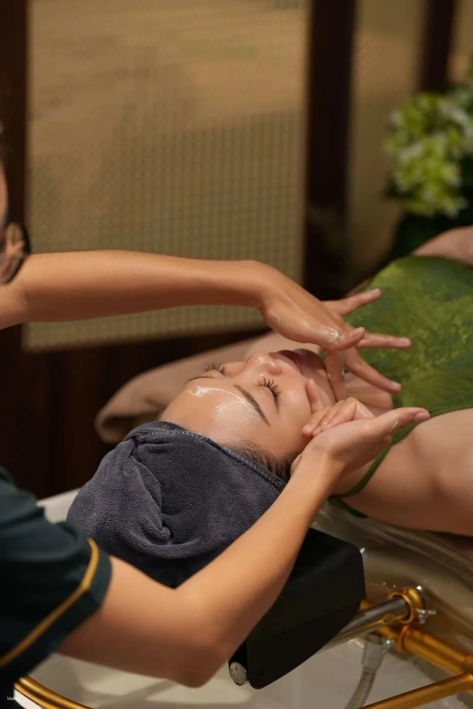 Hanoi Facial Experience | Korean-Inspired Facial Care at Léman
