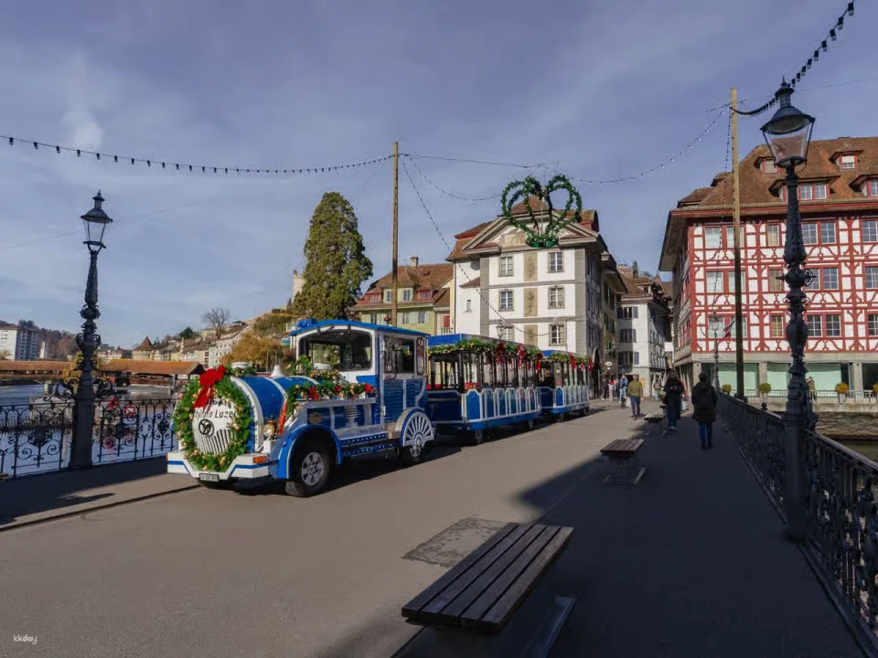 Christmas Train Lucerne: Festive City Tour through Lucerne | Switzerland